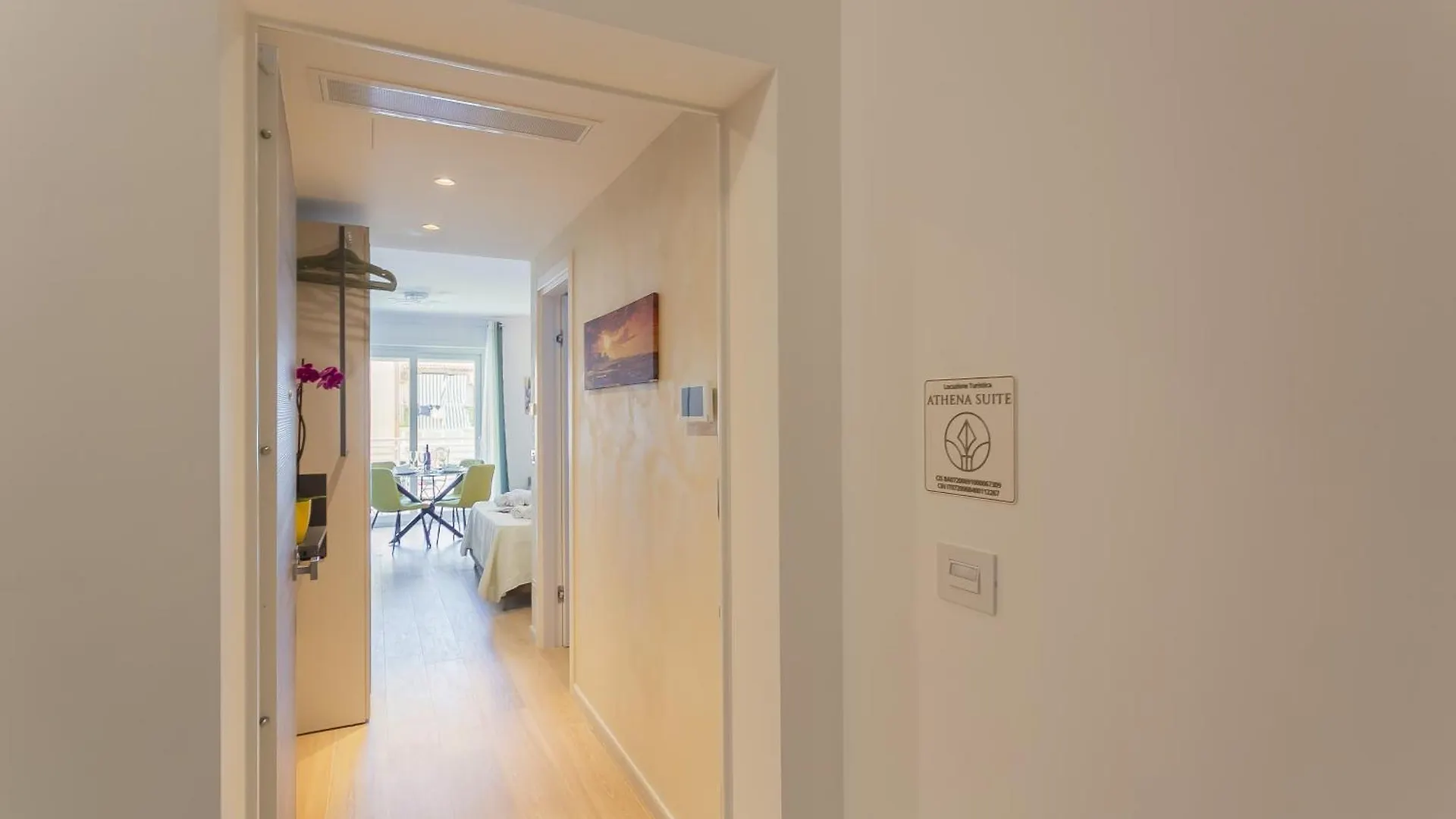 Apartment Private Parking - Athena Suite Nel Cuore Di Bari